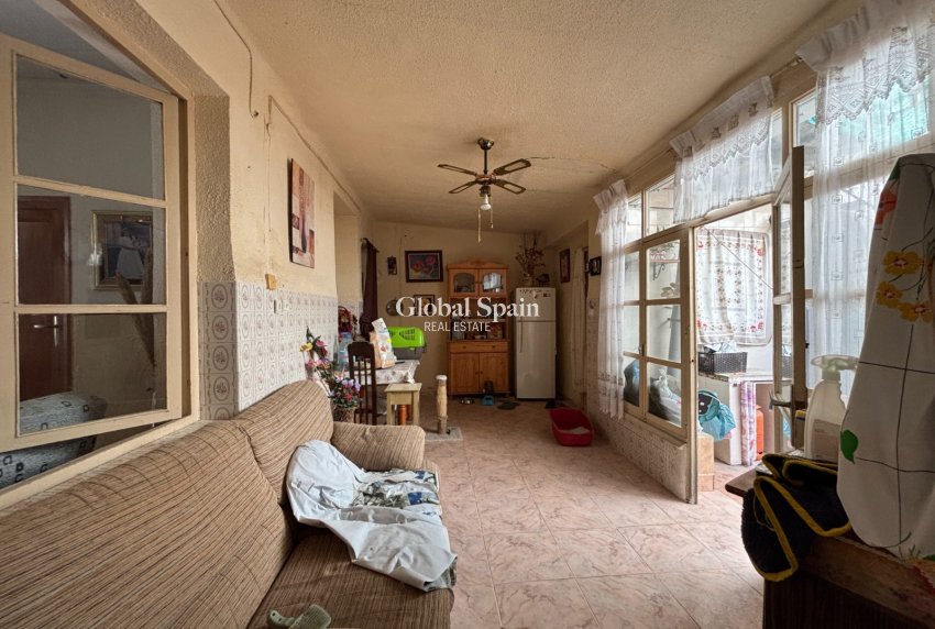 Revente - MAISON -
GUARDAMAR DEL SEGURA - Costa Blanca
