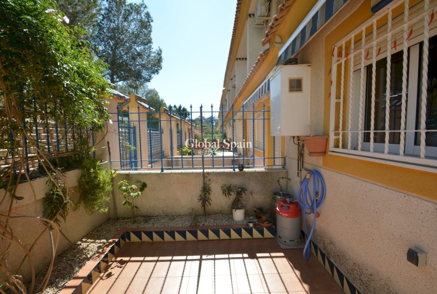 Revente - MAISON -
GUARDAMAR DEL SEGURA - Costa Blanca