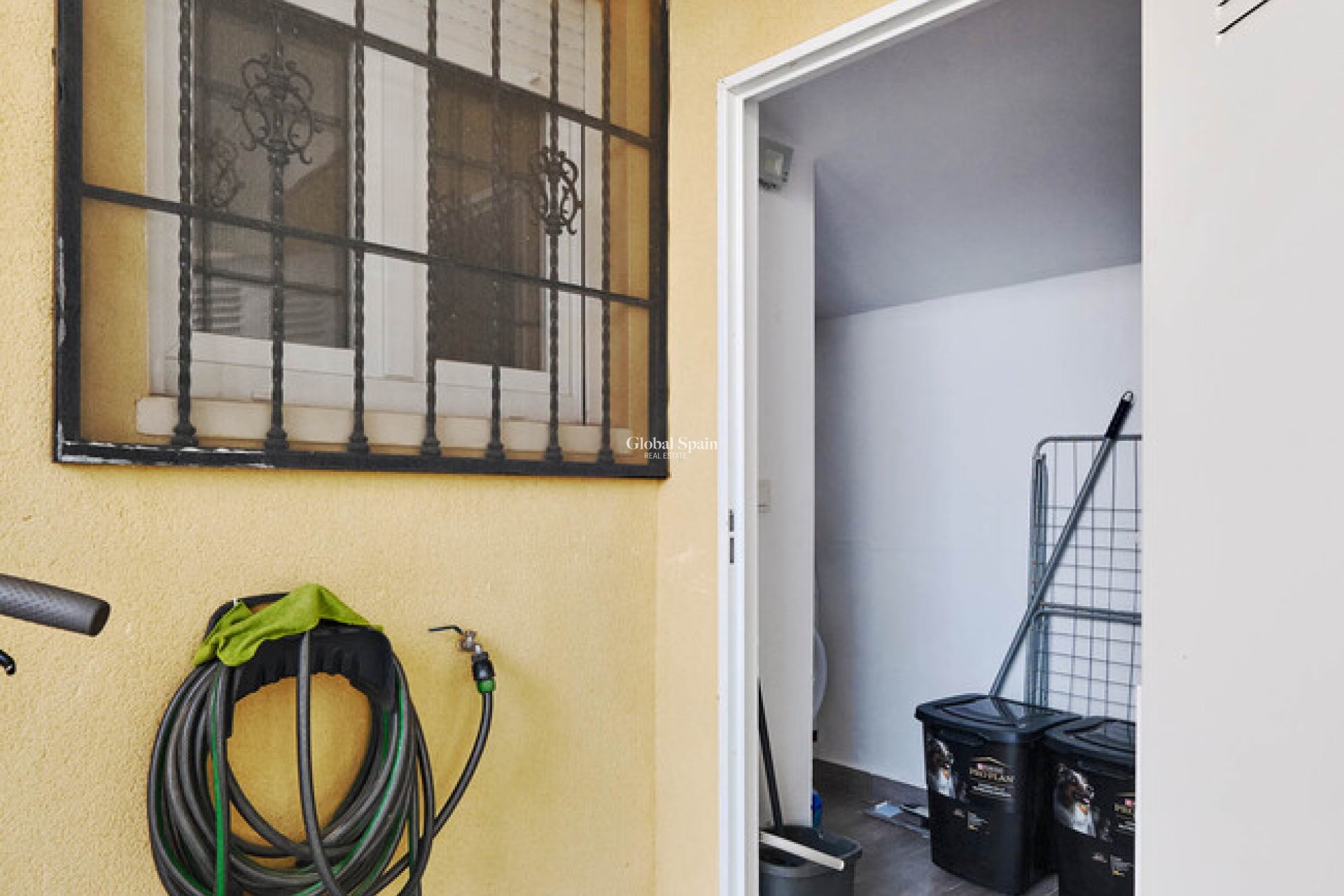 Revente - MAISON -
GUARDAMAR DEL SEGURA - EL RASO