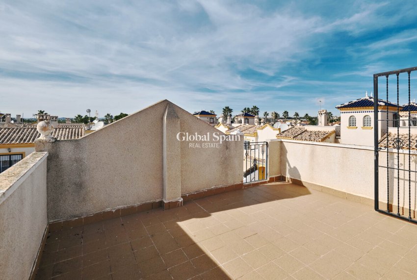 Revente - MAISON -
GUARDAMAR DEL SEGURA - EL RASO