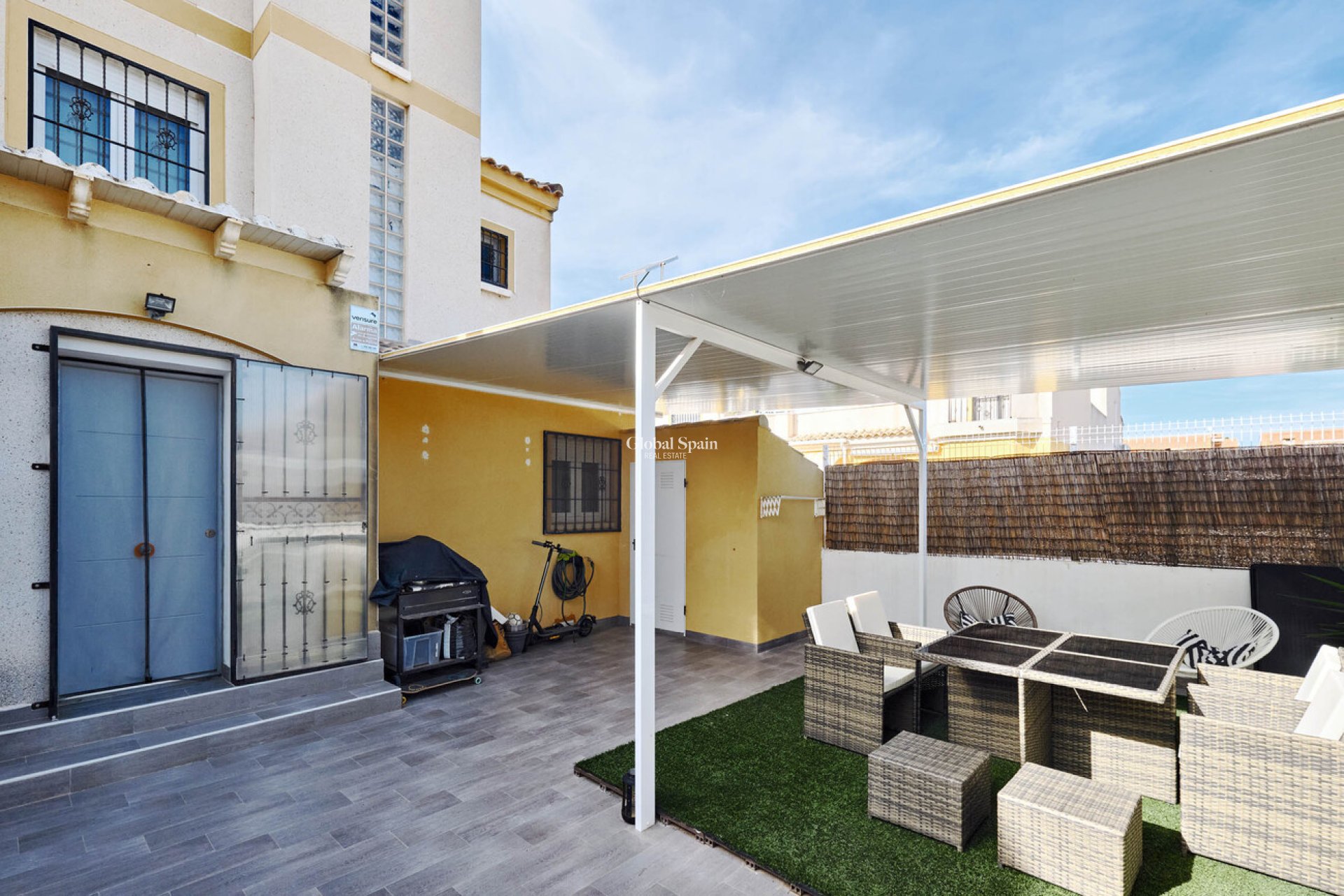 Revente - MAISON -
GUARDAMAR DEL SEGURA - EL RASO