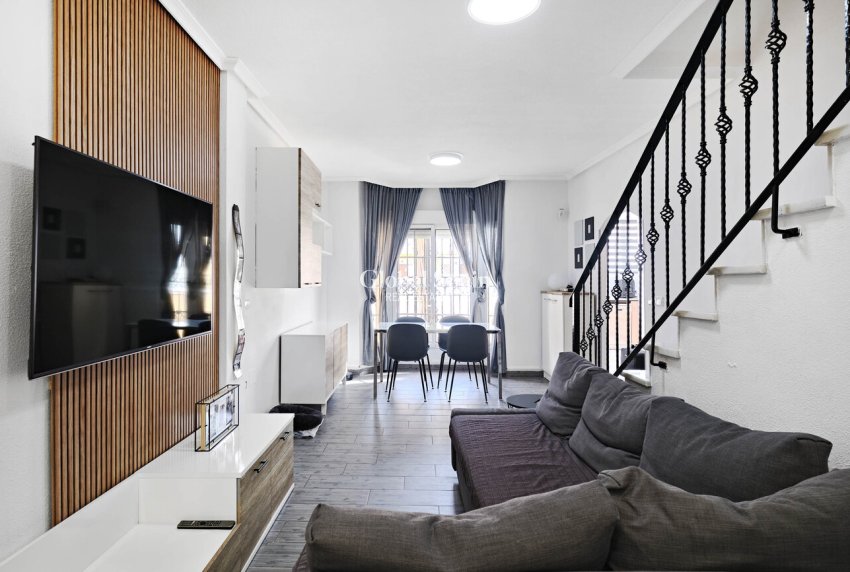 Revente - MAISON -
GUARDAMAR DEL SEGURA - EL RASO