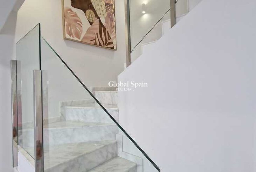 Revente - MAISON -
GUARDAMAR DEL SEGURA - ELS SECONS