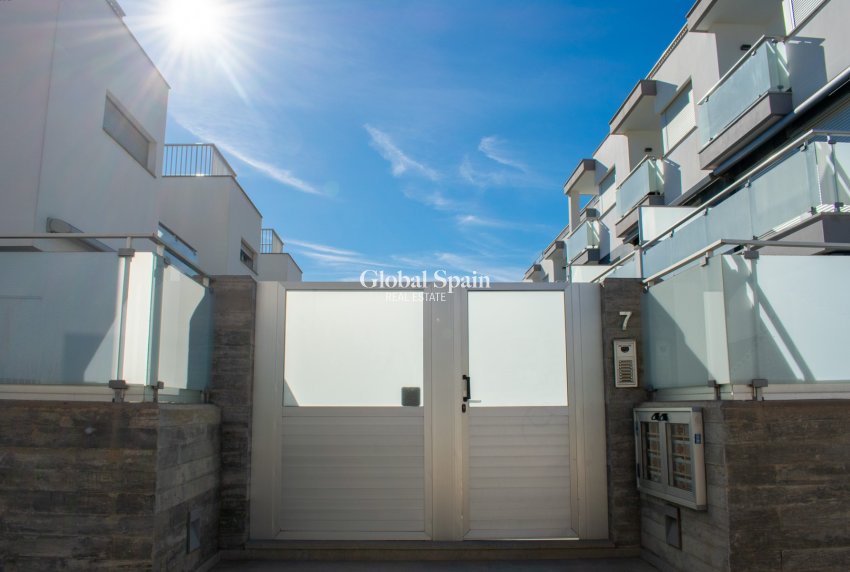 Revente - MAISON -
GUARDAMAR DEL SEGURA - Guardamar Playa