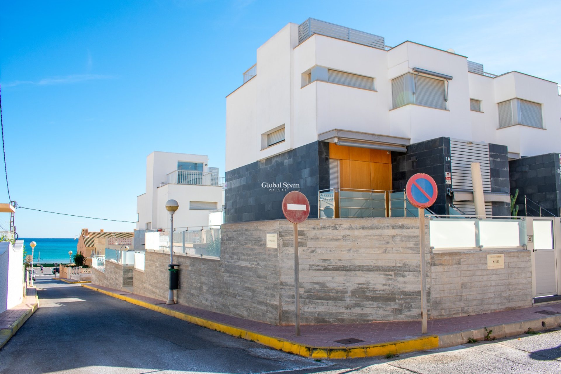 Revente - MAISON -
GUARDAMAR DEL SEGURA - Guardamar Playa