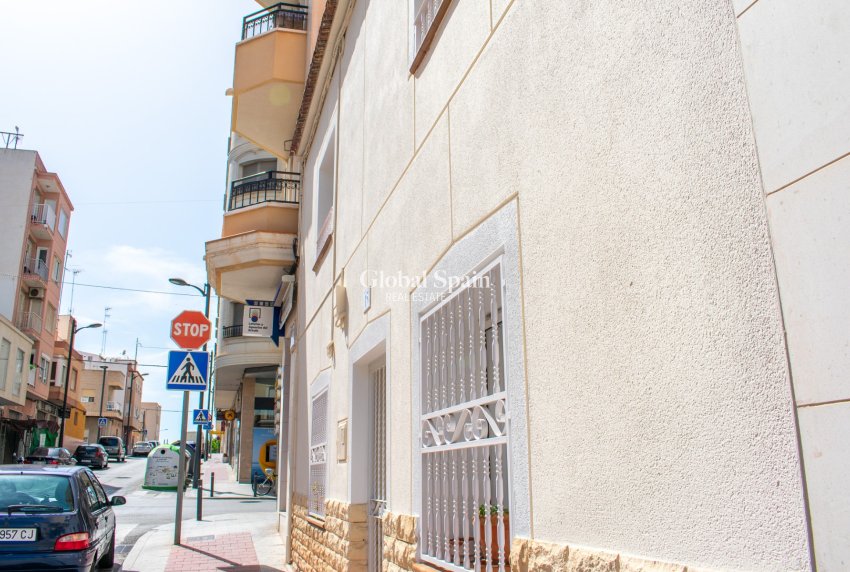 Revente - MAISON -
GUARDAMAR DEL SEGURA - Guardamar pueblo