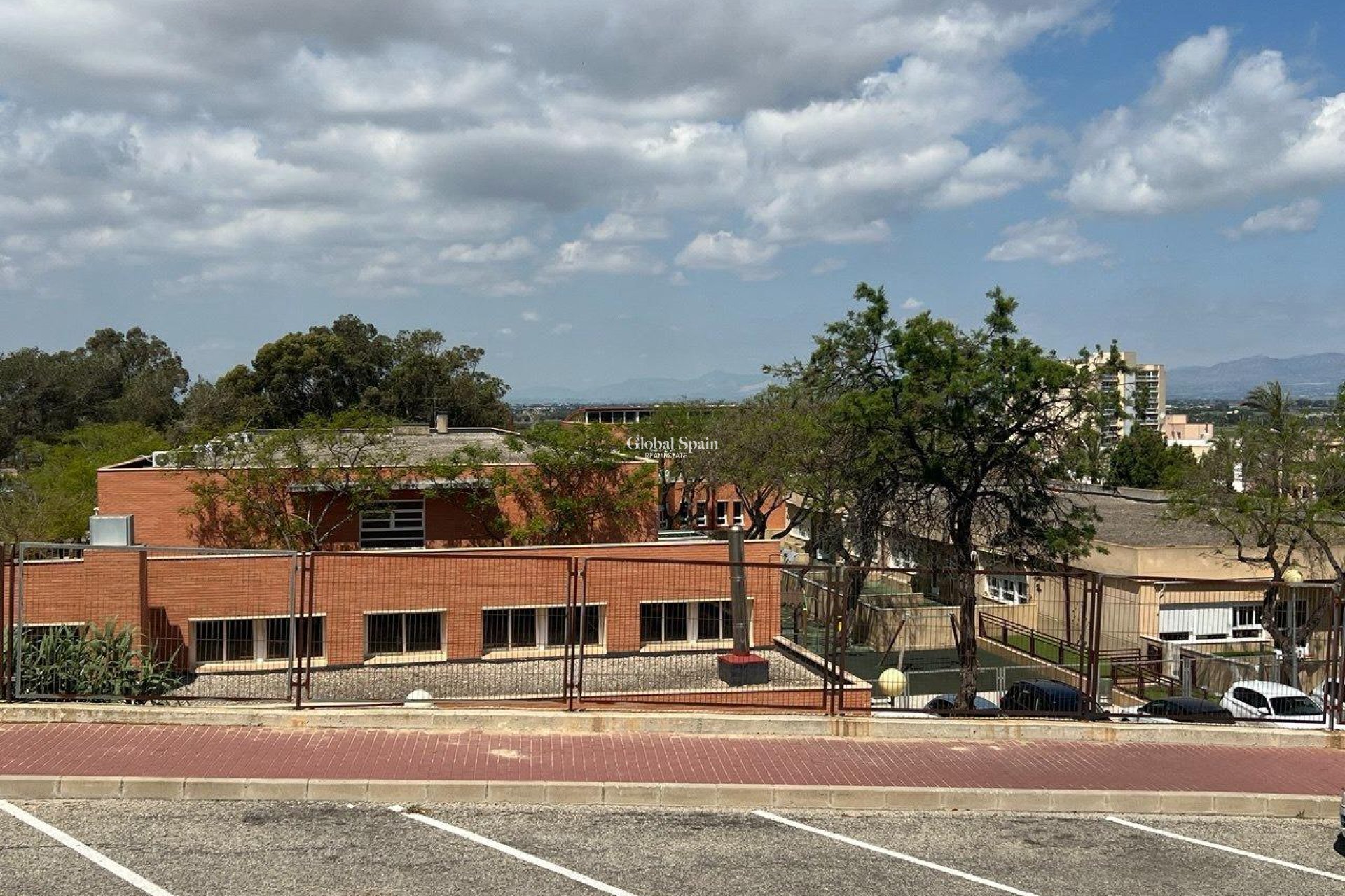 Revente - MAISON -
GUARDAMAR DEL SEGURA