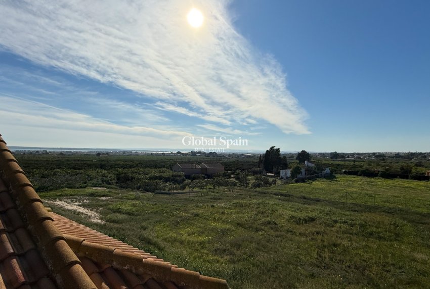 Revente - MAISON -
GUARDAMAR DEL SEGURA