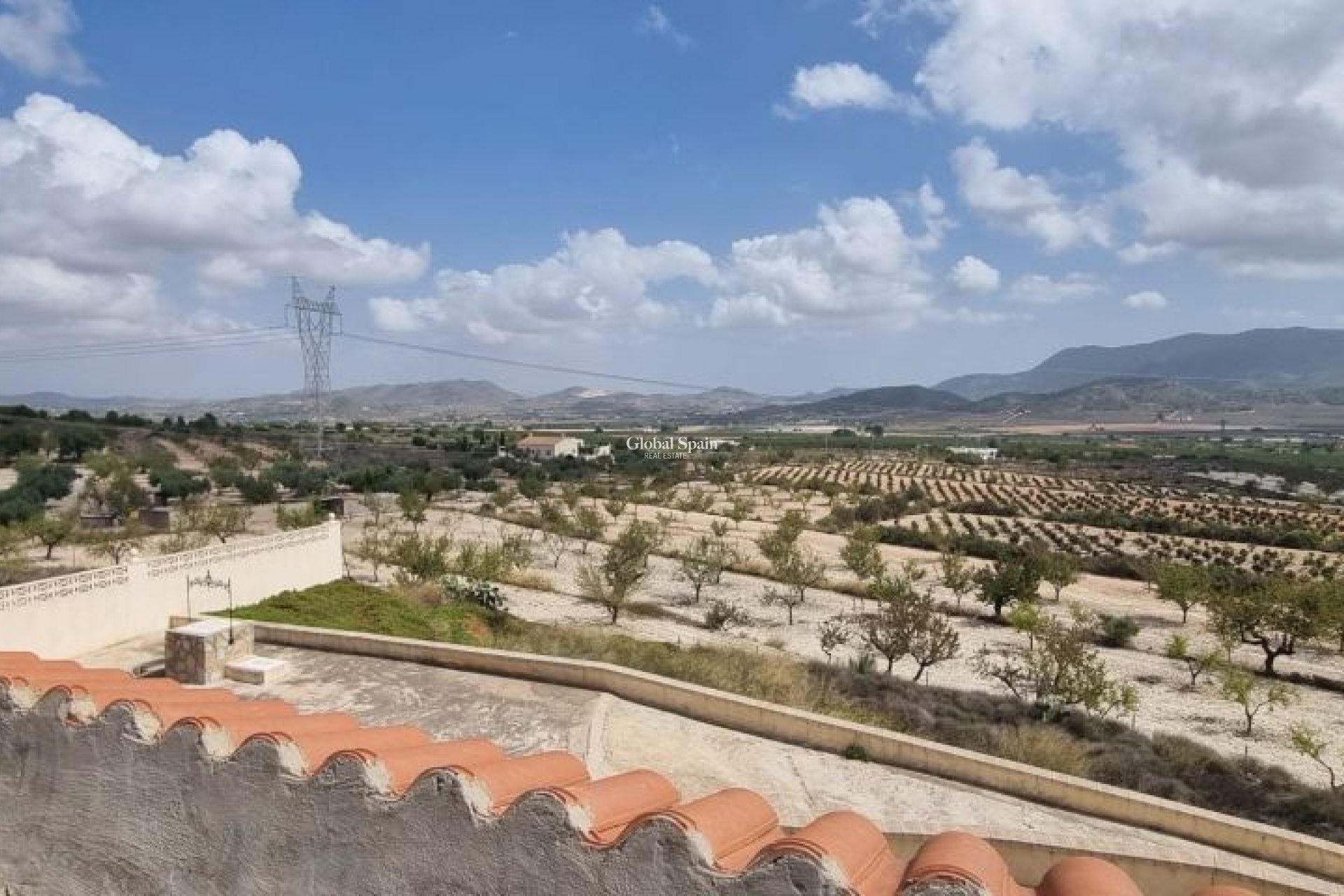 Revente - MAISON -
HONDÓN DE LAS NIEVES - Inland