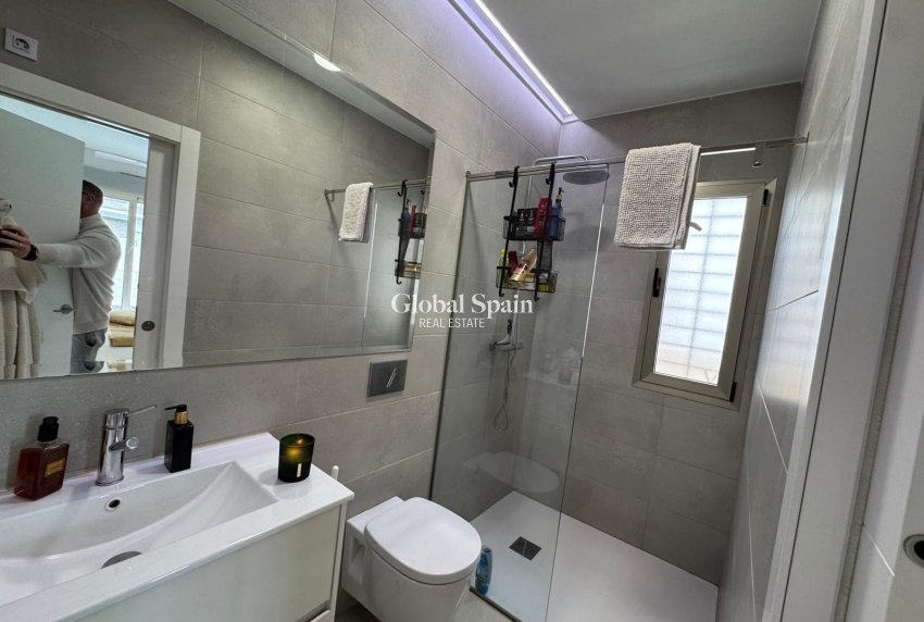 Revente - Maison individuelle -
ORIHUELA - Costa Blanca Sur