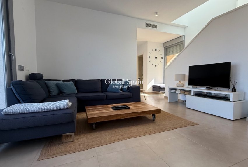 Revente - Maison individuelle -
ORIHUELA - Costa Blanca Sur