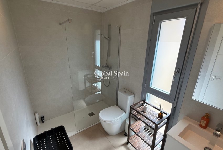 Revente - Maison individuelle -
ORIHUELA - Costa Blanca Sur