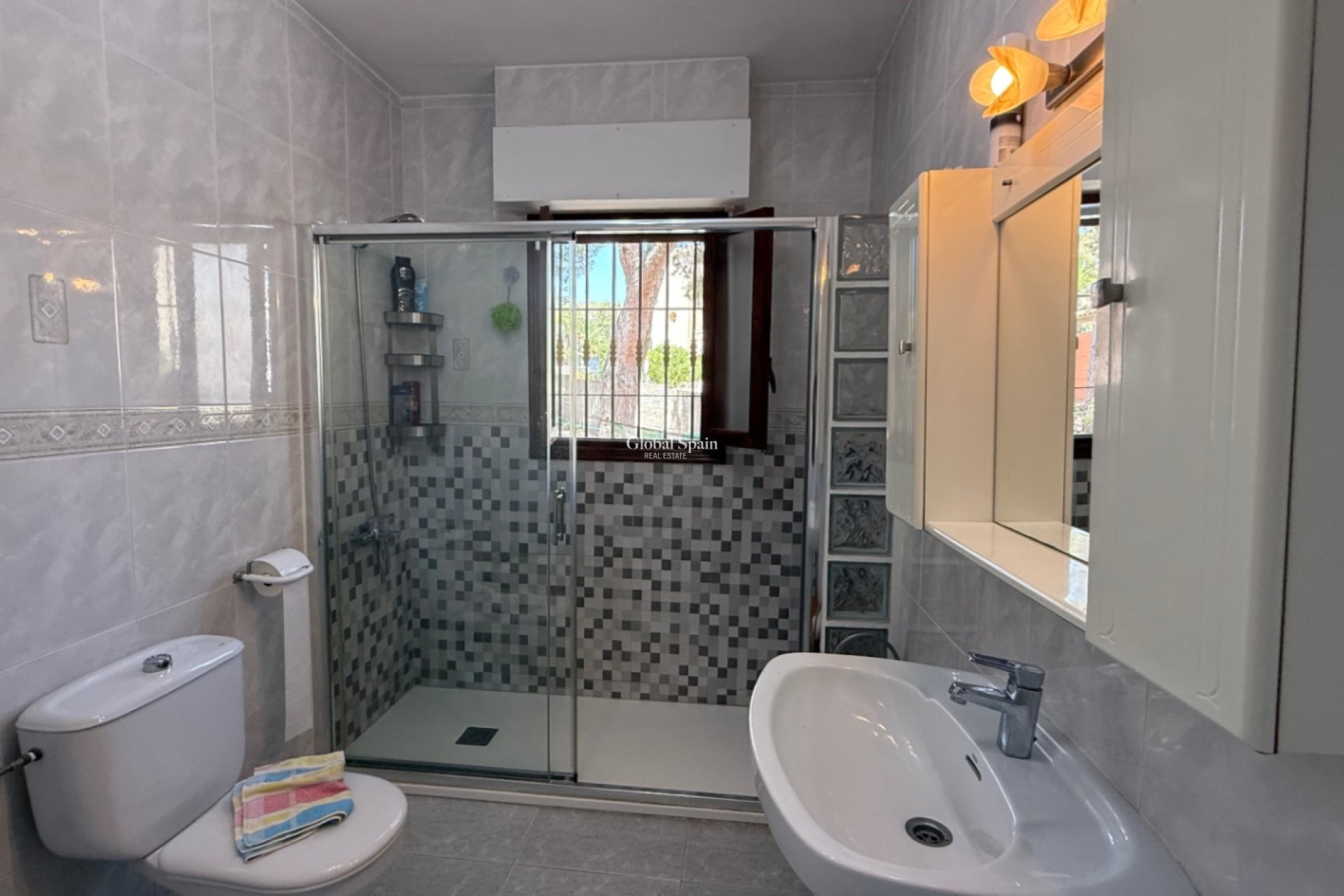 Revente - Maison individuelle -
ORIHUELA - Costa Blanca Sur