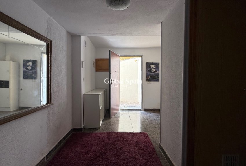 Revente - Maison individuelle -
ORIHUELA - Costa Blanca Sur