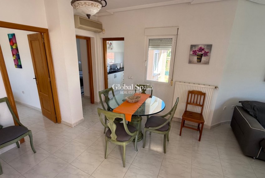 Revente - Maison individuelle -
ORIHUELA COSTA - Costa Blanca Sur
