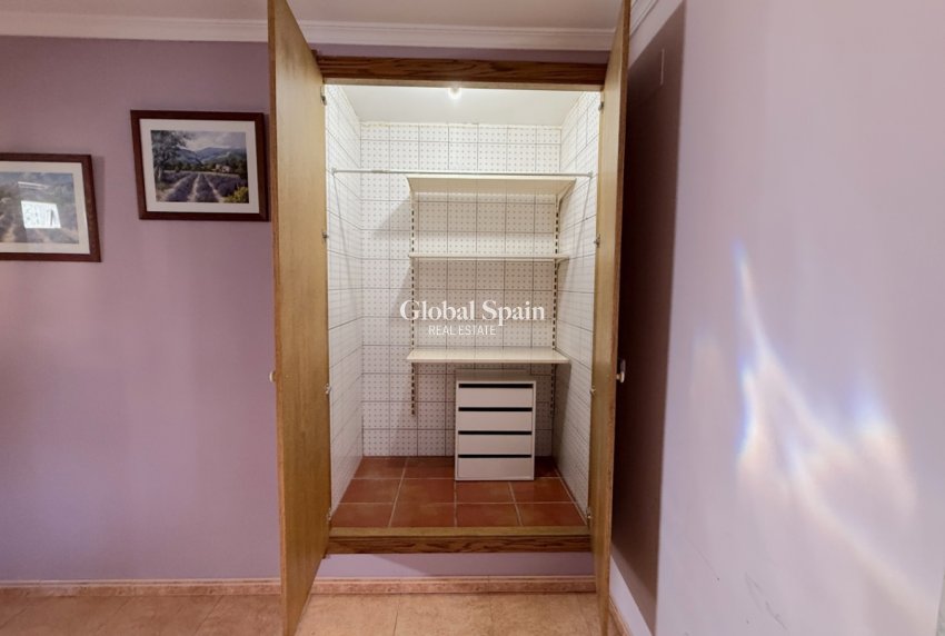 Revente - Maison individuelle -
PILAR DE LA HORADADA - Costa Blanca Sur