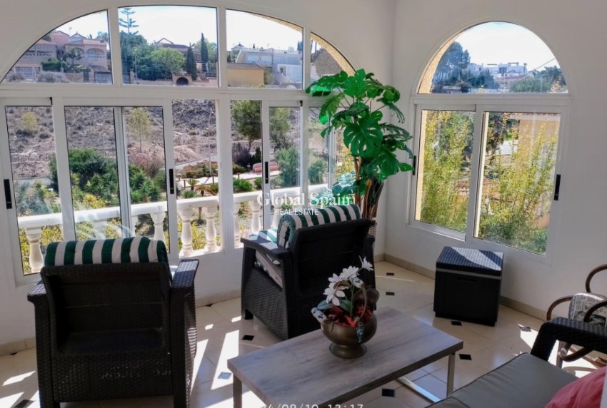 Revente - Maison individuelle -
TORREVIEJA - Costa Blanca Sur