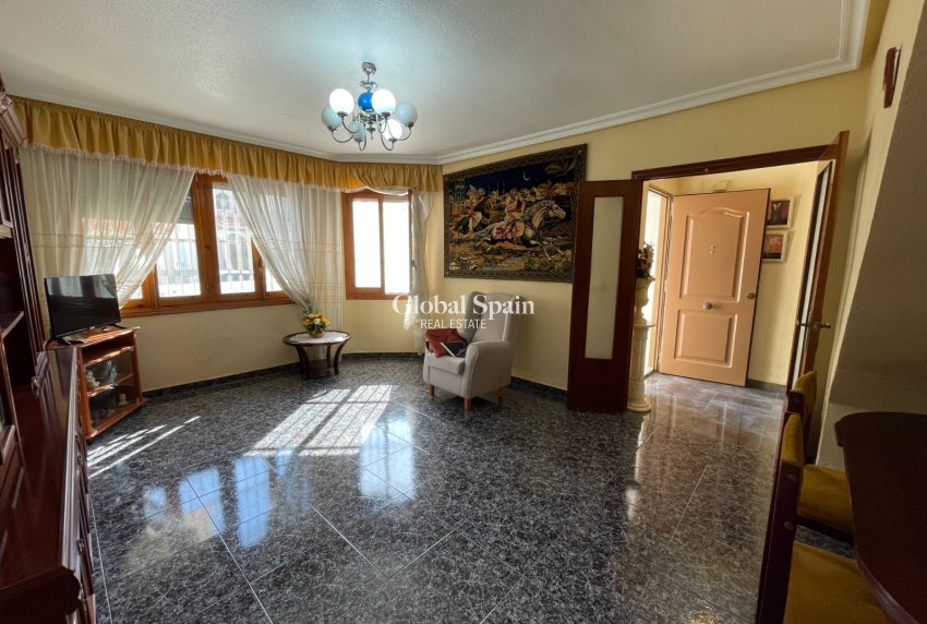 Revente - Maison -
Jacarilla - Comunidad Valenciana