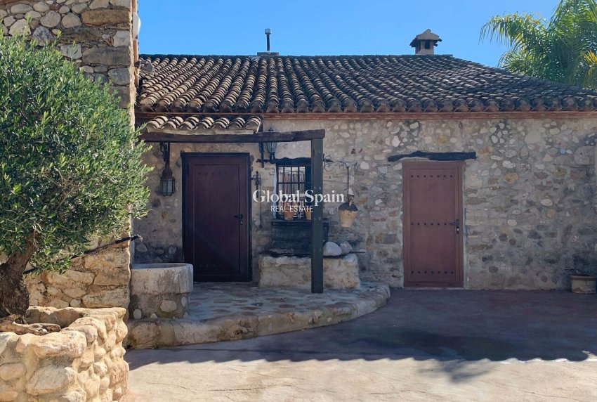 Revente - MAISON -
JALÓN - Inland