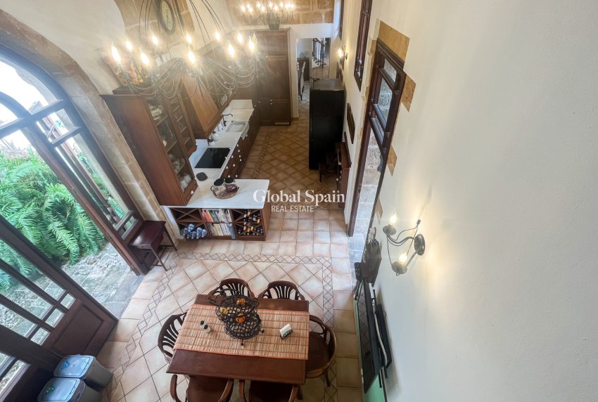 Revente - MAISON -
JÁVEA