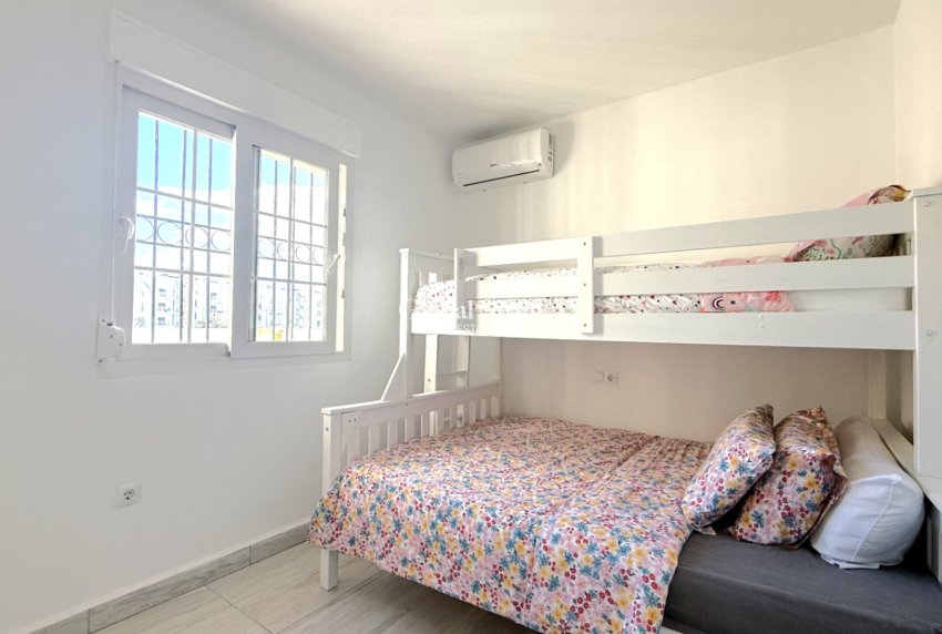 Revente - Maison jumelée -
ORIHUELA - Costa Blanca Sur