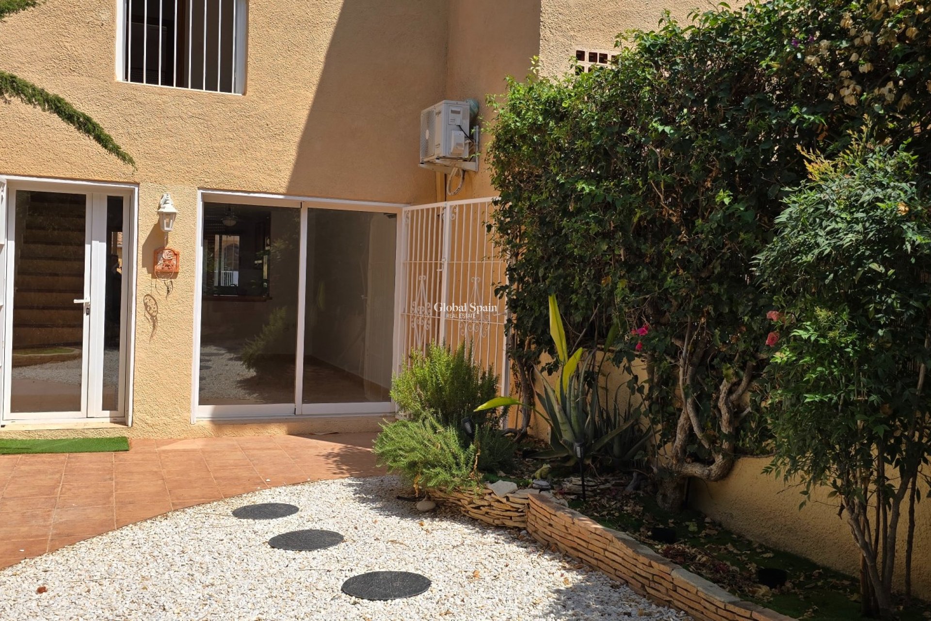 Revente - MAISON -
L'ALBIR - center