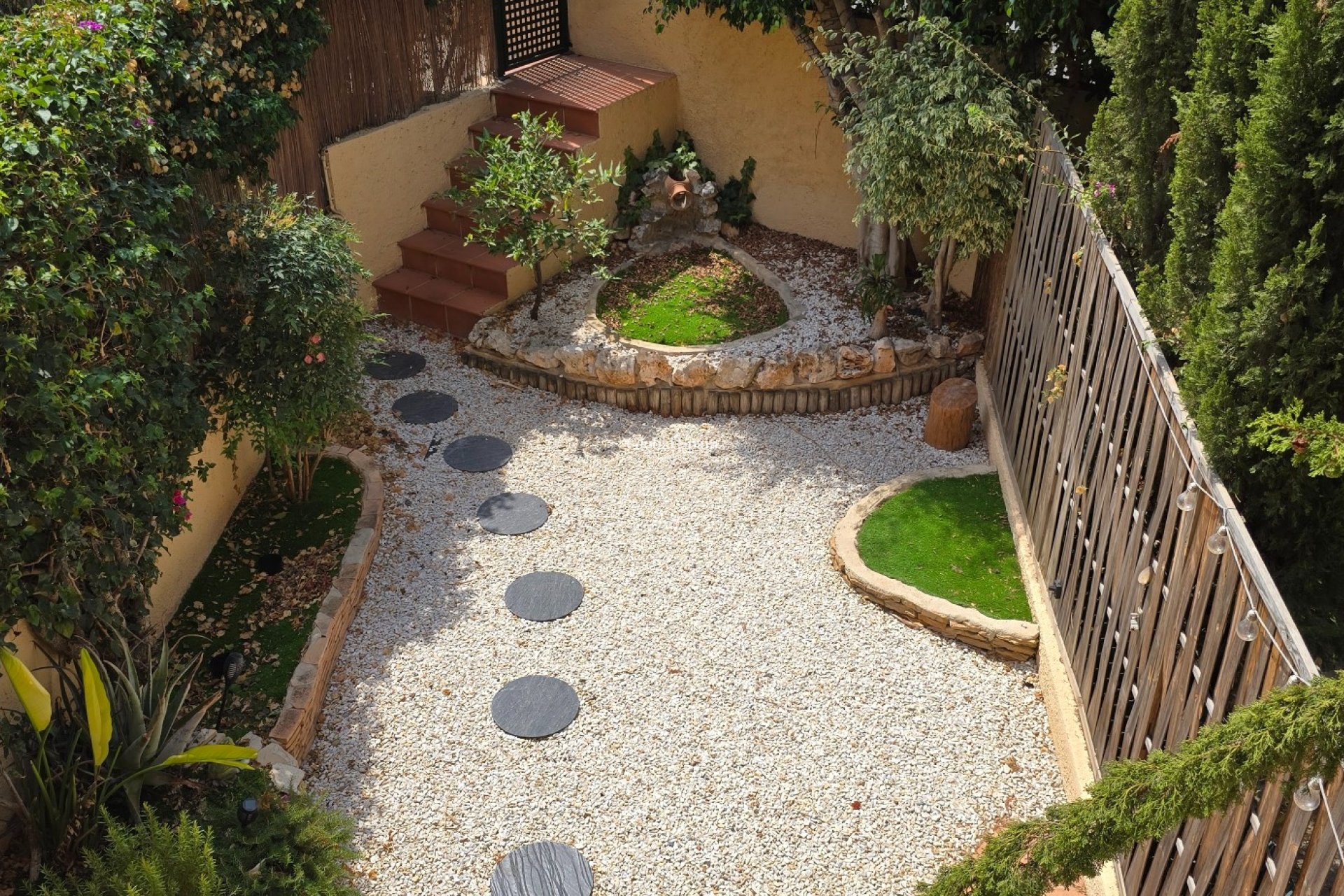 Revente - MAISON -
L'ALBIR - center
