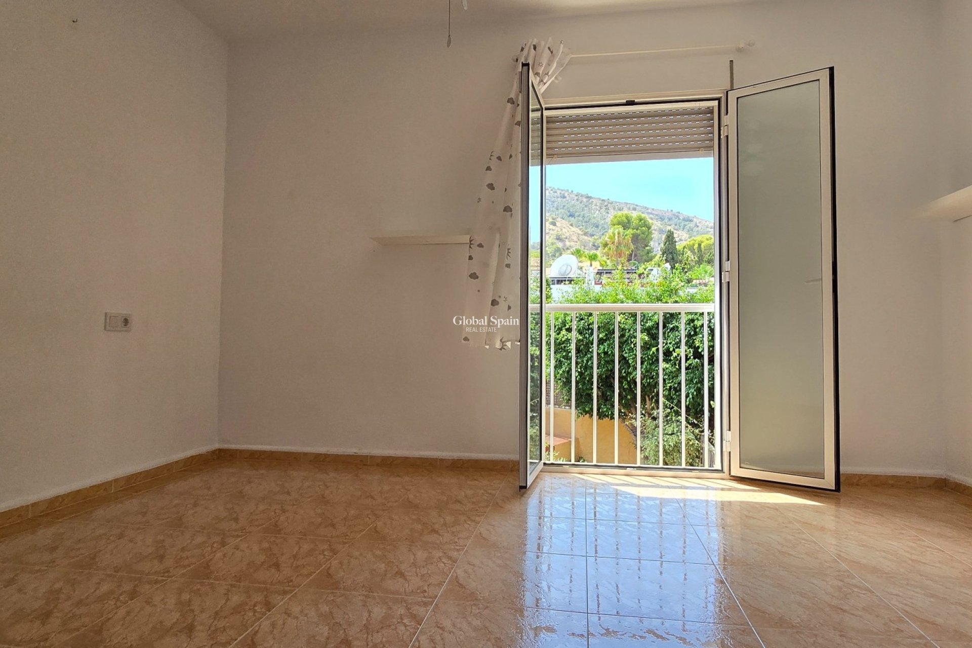 Revente - MAISON -
L'ALBIR - center