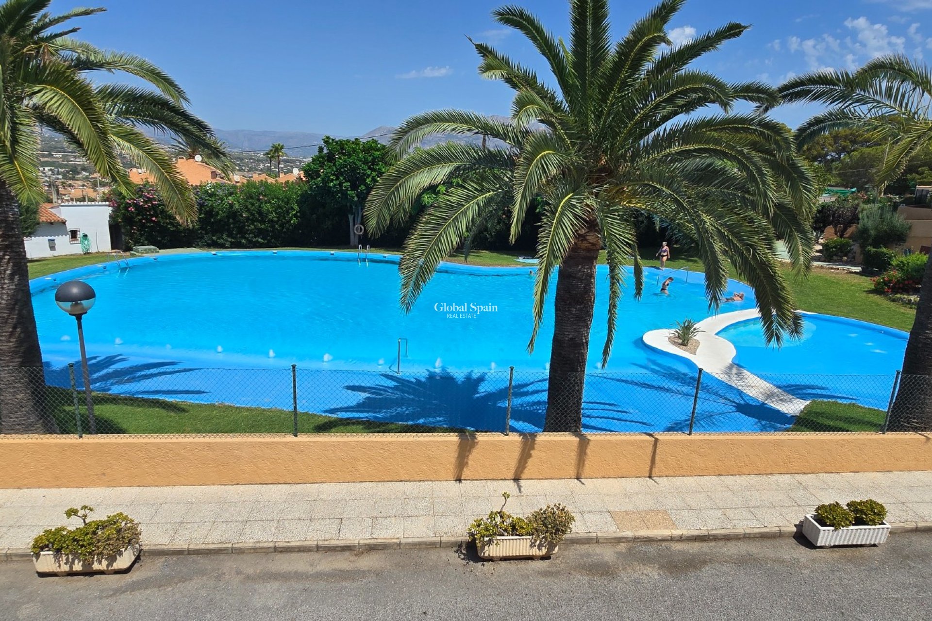 Revente - MAISON -
L'ALBIR - center