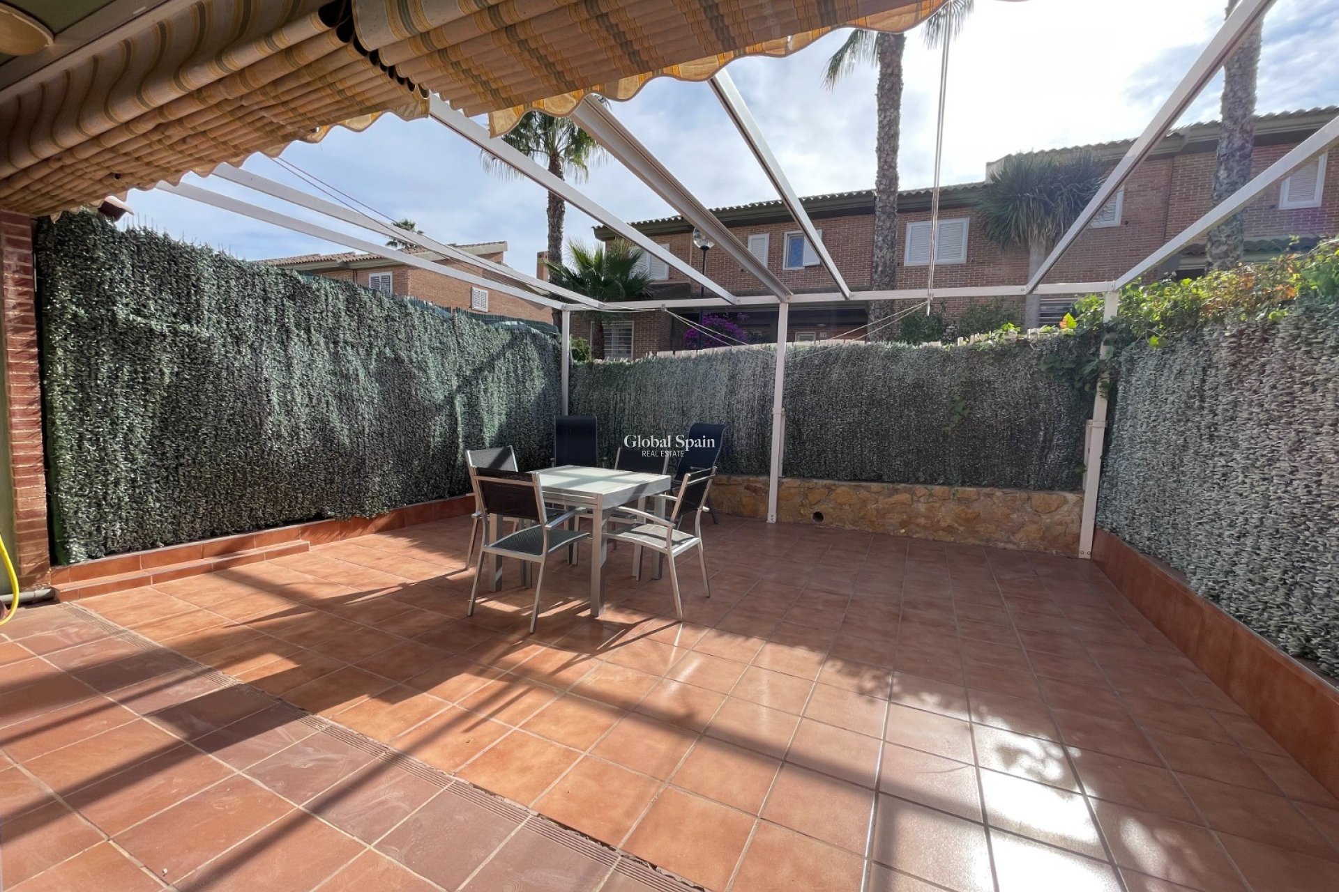 Revente - MAISON -
L'ALBIR - center