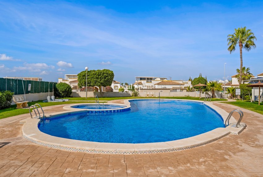 Revente - MAISON -
LA MARINA - Costa Blanca