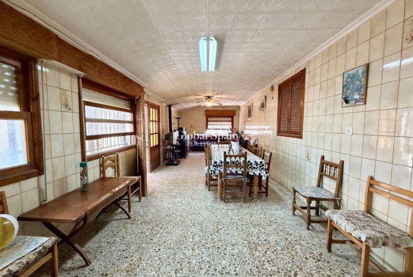 Revente - MAISON -
LA MARINA - Costa Blanca