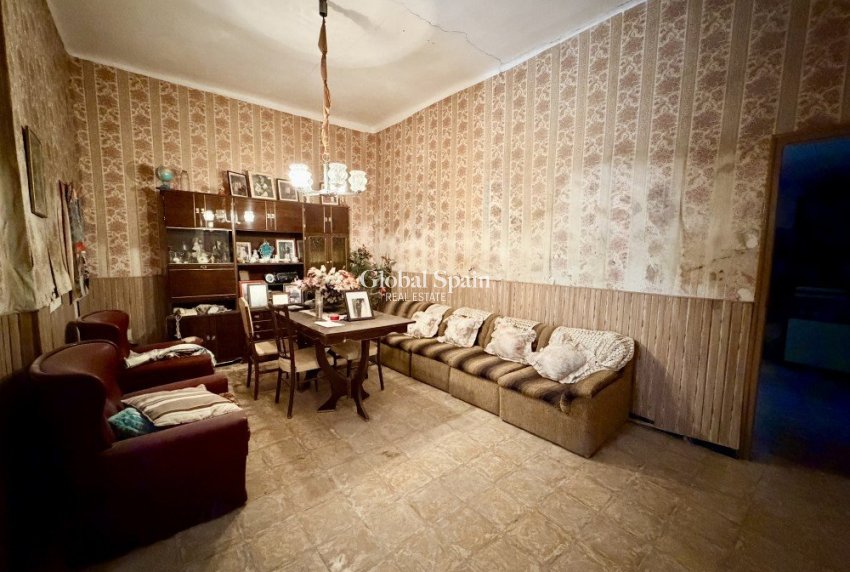 Revente - MAISON -
LA MARINA - Costa Blanca