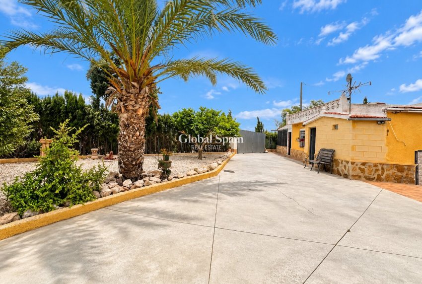 Revente - MAISON -
LA MARINA - La Marina - Country