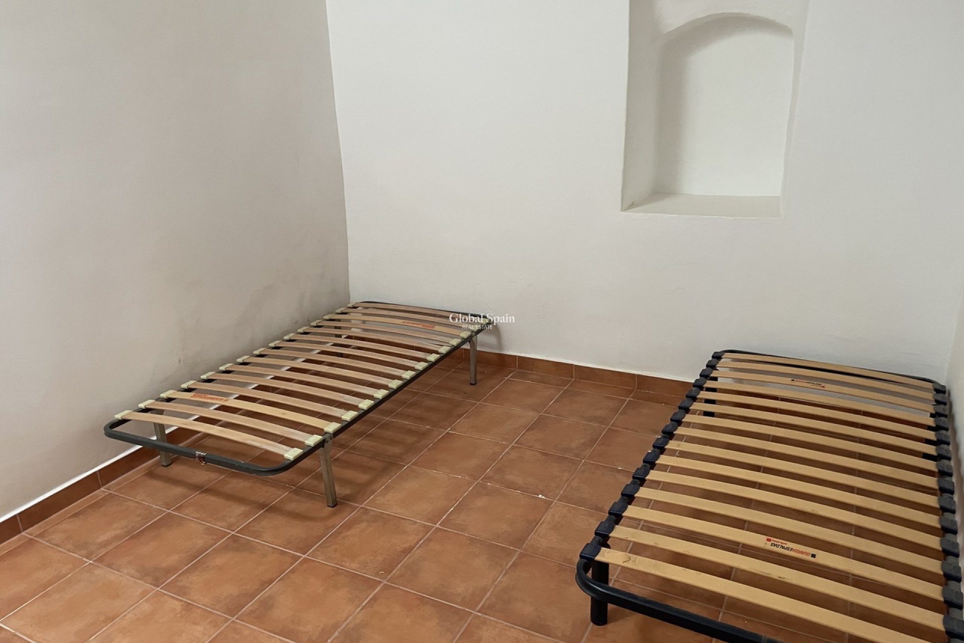 Revente - MAISON -
LA PINILLA - Inland