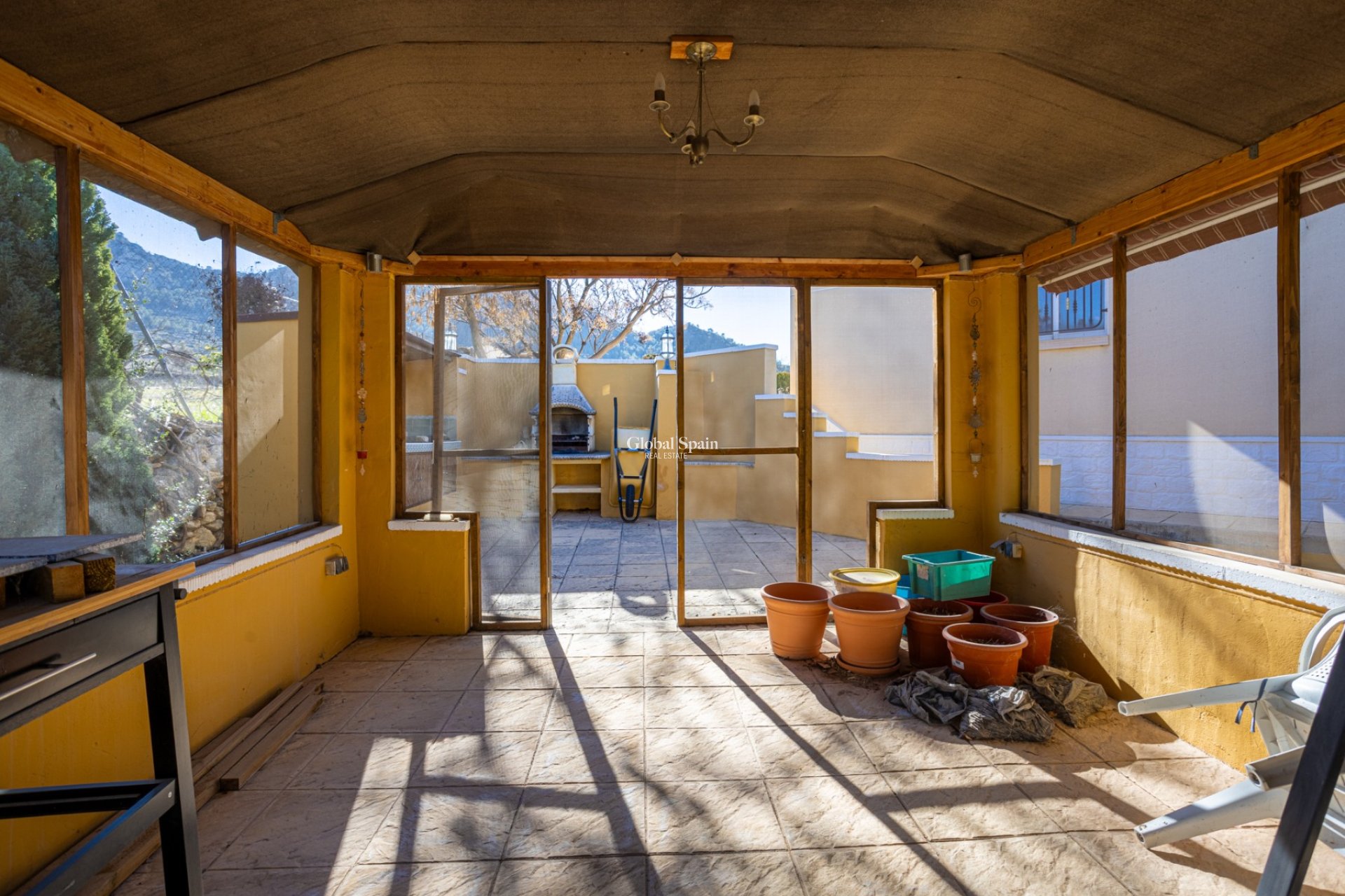 Revente - MAISON -
LA ZARZA - Inland