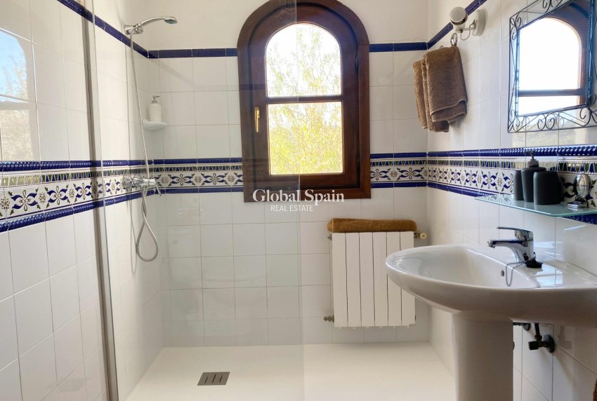 Revente - MAISON -
LORCA - Lorca