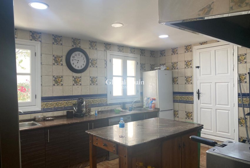 Revente - MAISON -
LORCA - Lorca