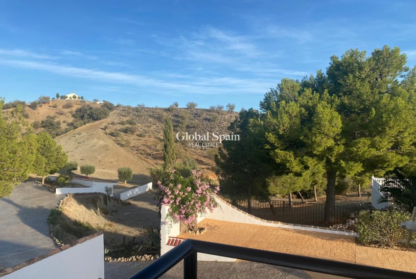 Revente - MAISON -
LORCA - Lorca