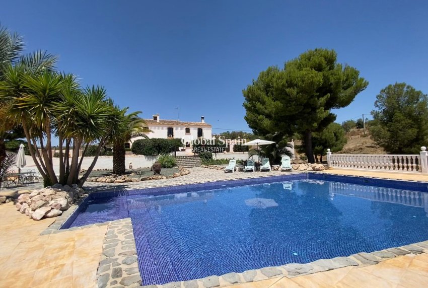 Revente - MAISON -
LORCA - Lorca