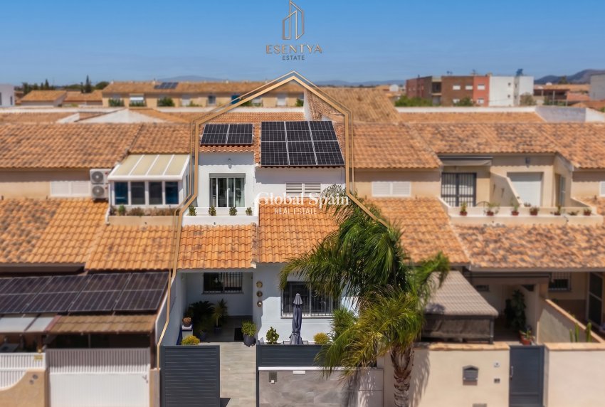 Revente - MAISON -
LOS ALCÁZARES - Centro