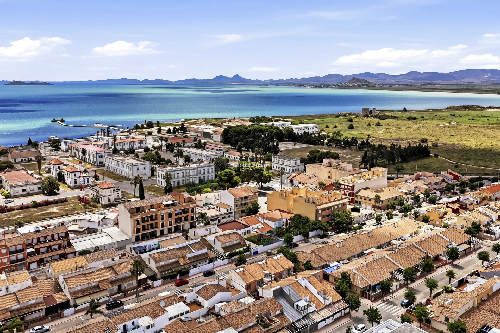 Revente - MAISON -
LOS ALCÁZARES - Centro