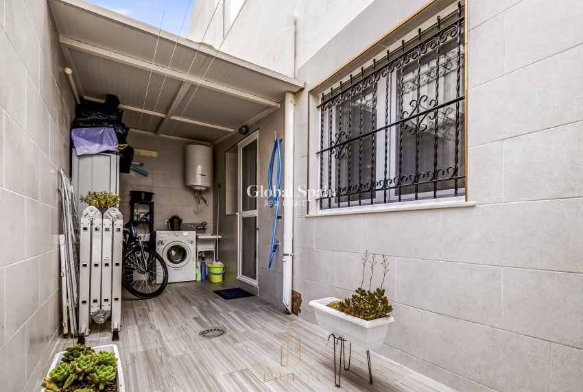 Revente - MAISON -
LOS ALCÁZARES - Centro