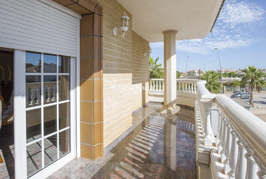 Revente - MAISON -
LOS ALCÁZARES