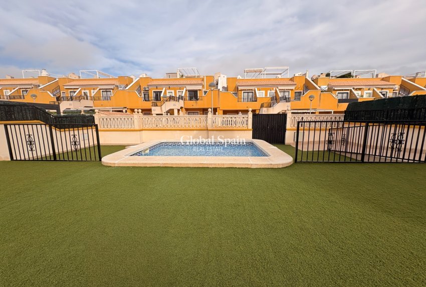 Revente - MAISON -
LOS ARENALES DEL SOL - Elche/Elx