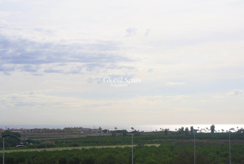 Revente - MAISON -
LOS BALCONES - LOS ALTOS - Costa Blanca