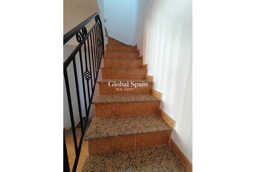 Revente - MAISON -
LOS MONTESINOS - Costa Blanca Sur