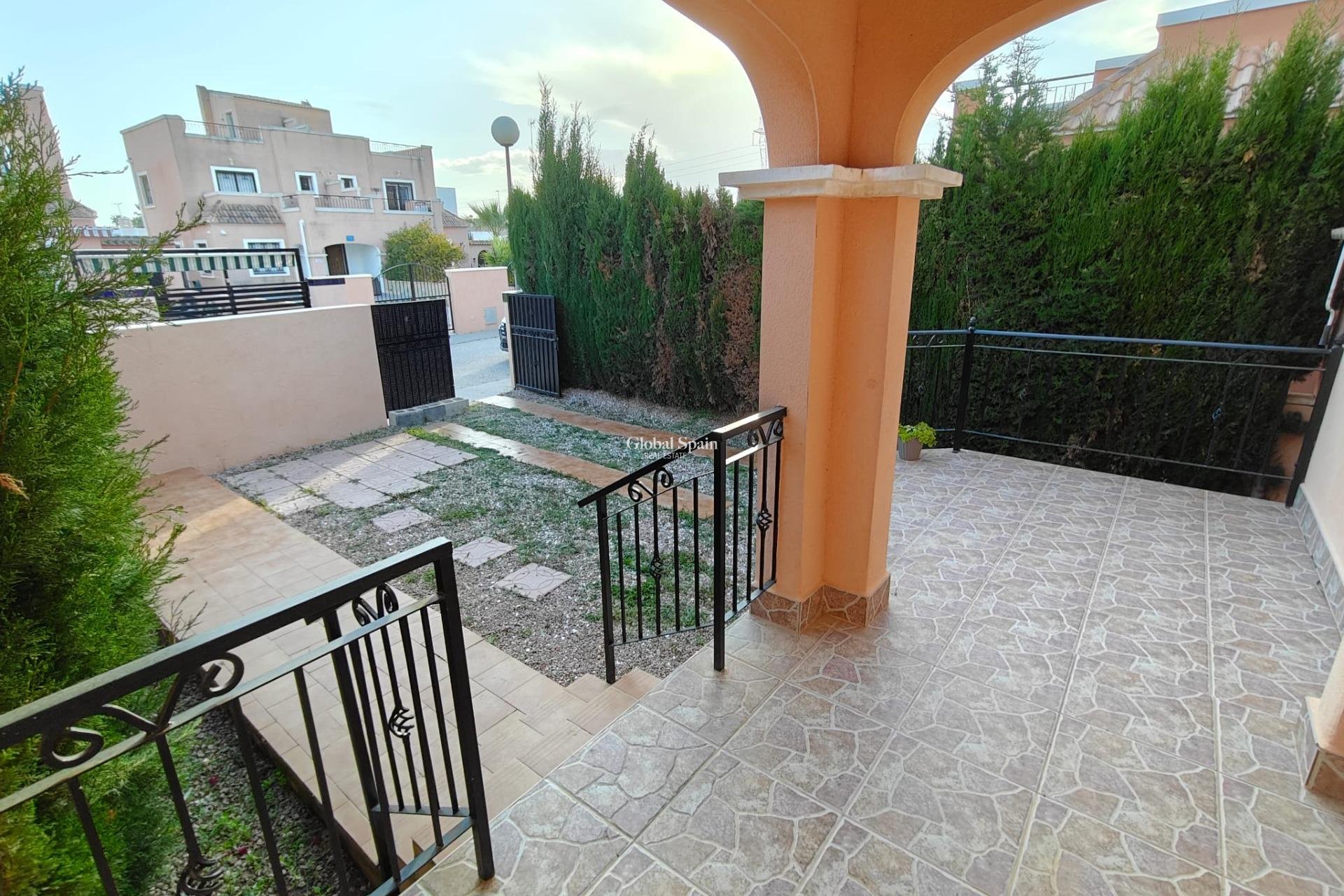 Revente - MAISON -
LOS MONTESINOS - Costa Blanca Sur