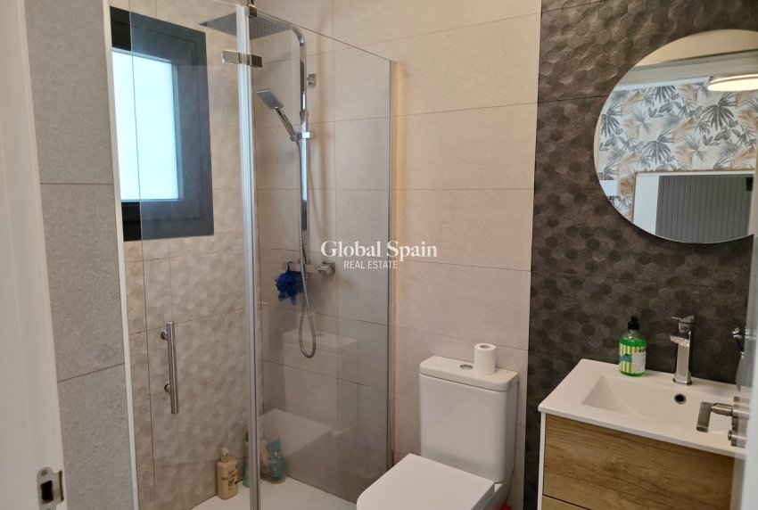 Revente - MAISON -
LOS MONTESINOS - Costa Blanca