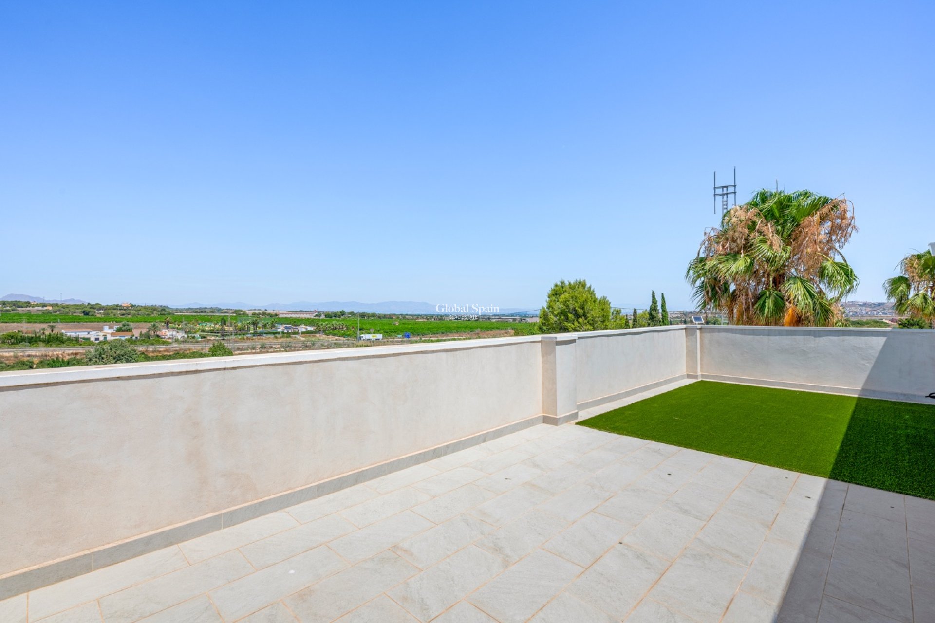 Revente - MAISON -
LOS MONTESINOS - La Herrada